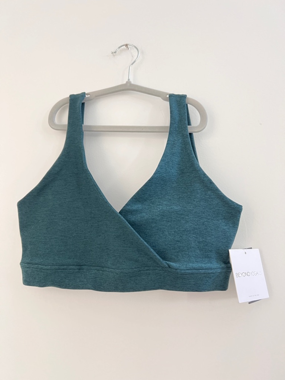 NWT❤️M Beyond Yoga Teal / midnight green Heather  Wrap-Front Bralette